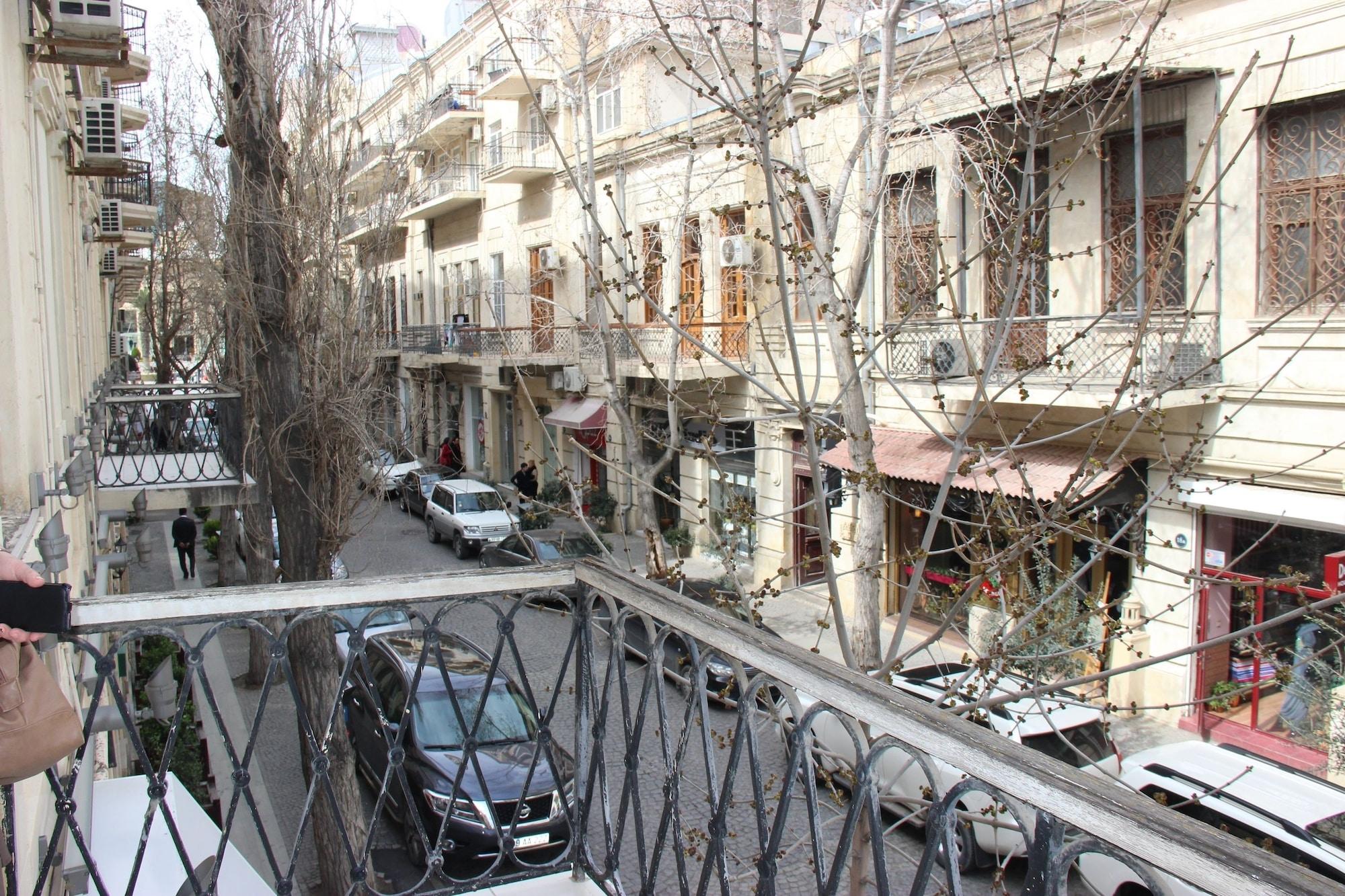 Balion Hotel Баку Экстерьер фото