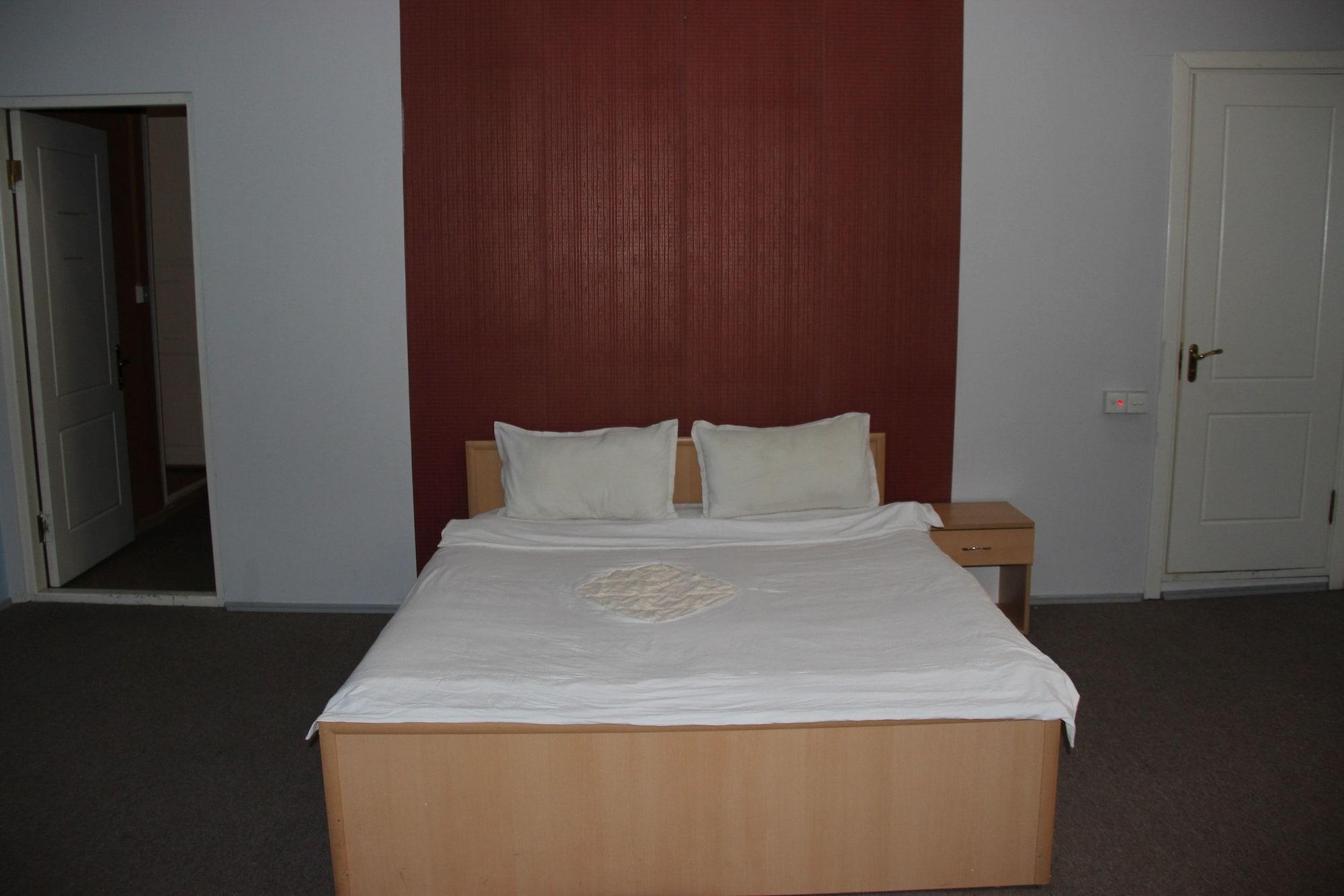 Balion Hotel Баку Экстерьер фото