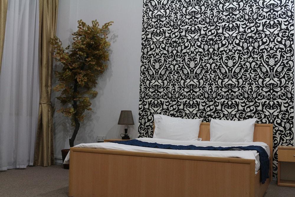 Balion Hotel Баку Экстерьер фото