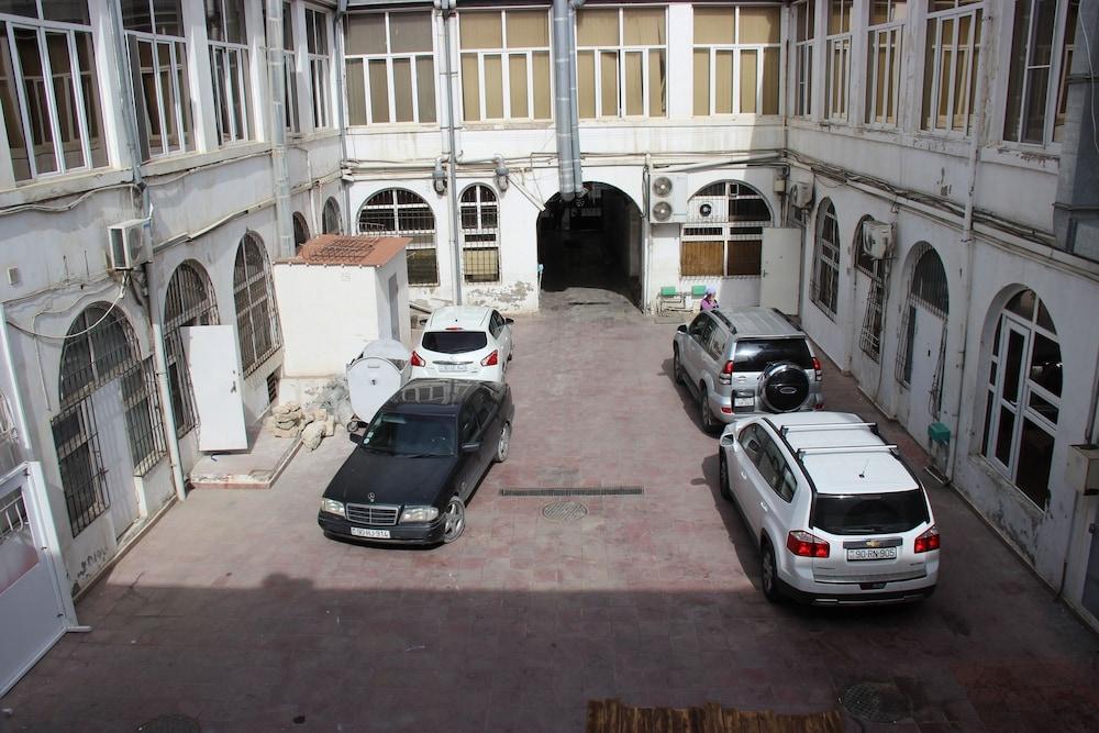 Balion Hotel Баку Экстерьер фото